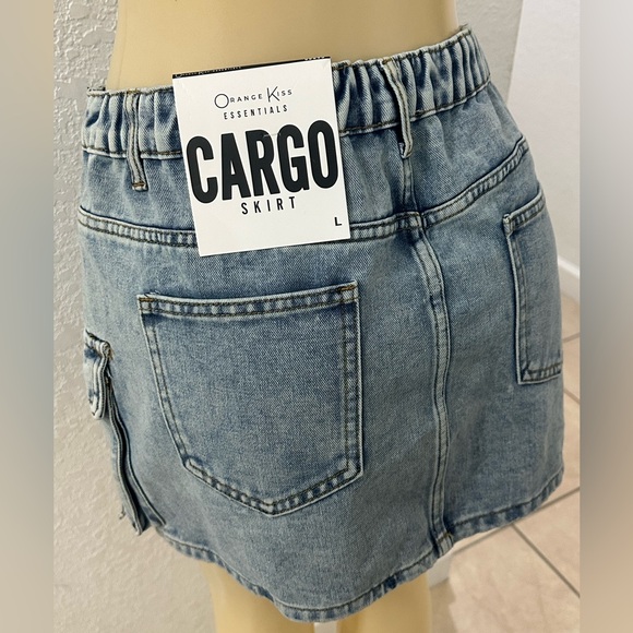 Orange Kiss Essentials Denim Cargo Mini Skirt with Side Pockets Size Large - Picture 5 of 5